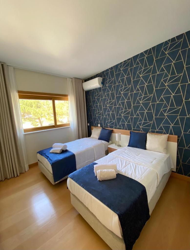Buarcos Luxury Guest House Figueira da Foz Rum bild